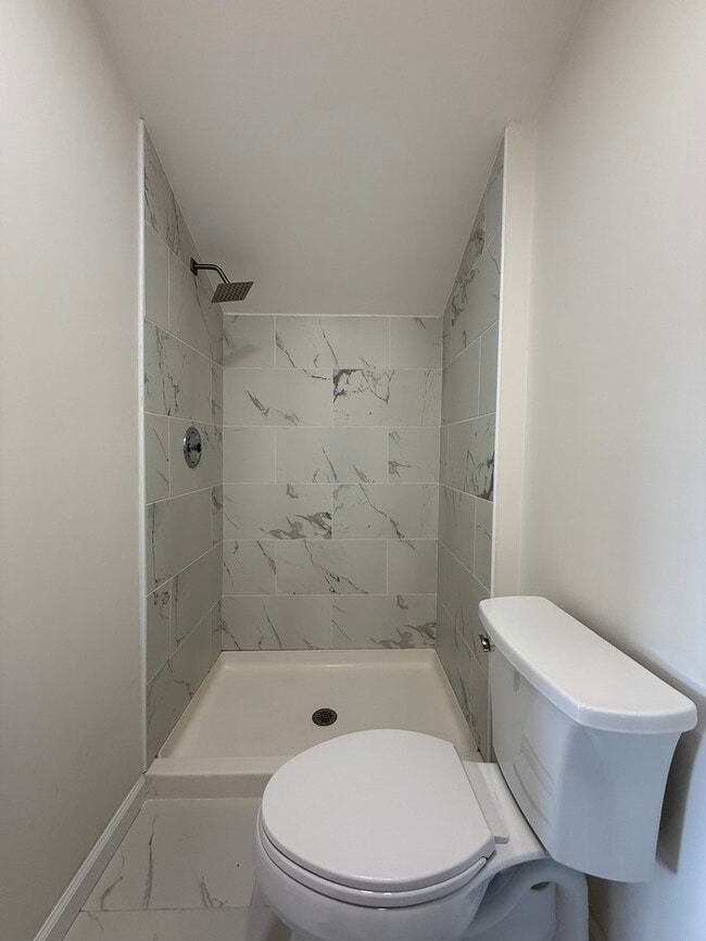 Building Photo - 1434 Mediterranean Ave