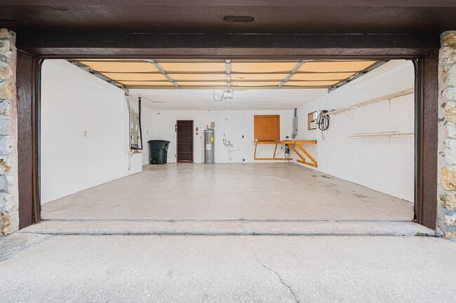 Building Photo - Renovated 3/2 Home in Daytona Beach