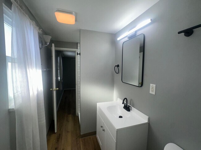 Building Photo - 3535 Paris Blvd