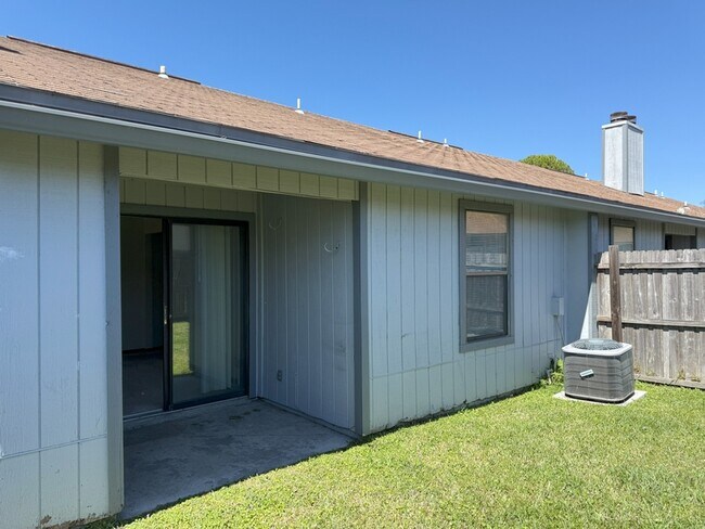 Building Photo - 1270 Ticonderoga Trail