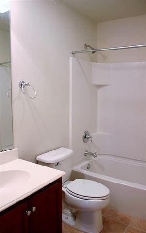 Building Photo - 15949 BlakeTree Dr