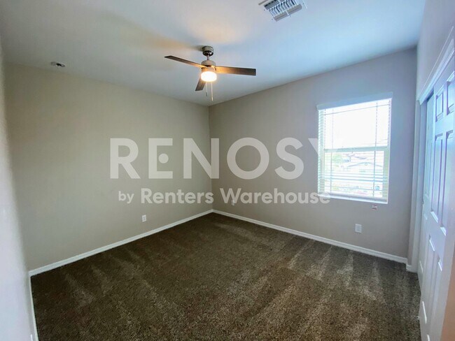 Building Photo - 11769 W Mobile Ln