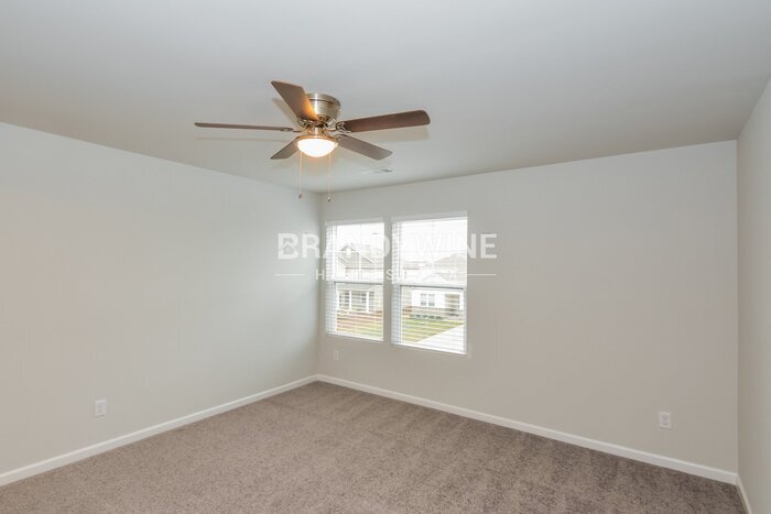 Building Photo - 321 Dearborn Sta Dr