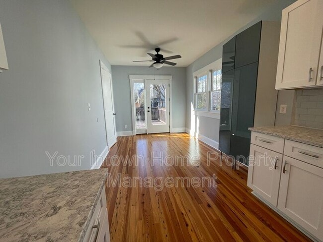 Building Photo - 228 Mayson Ave NE