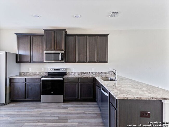 Building Photo - 6550 Underwood Way