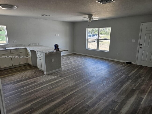 Building Photo - 1219 Ramona Ave