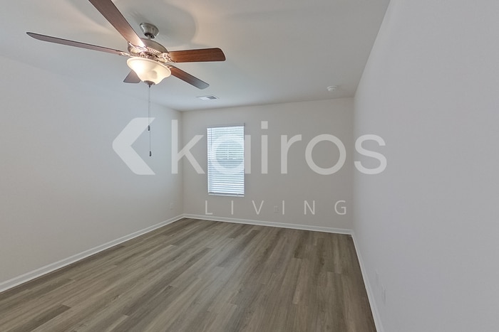 Building Photo - 133 Overstreet Way