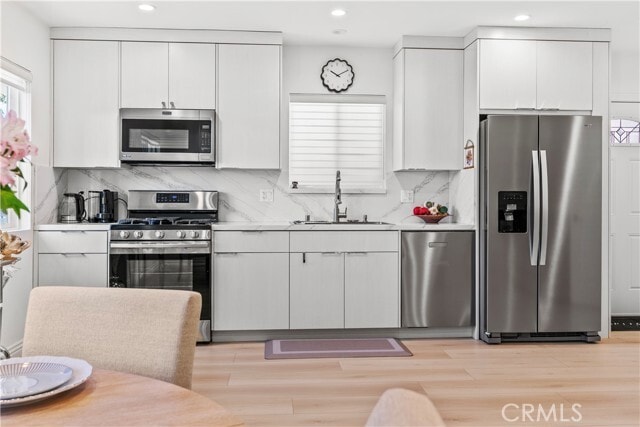 Building Photo - 6712 Ventura Canyon Ave