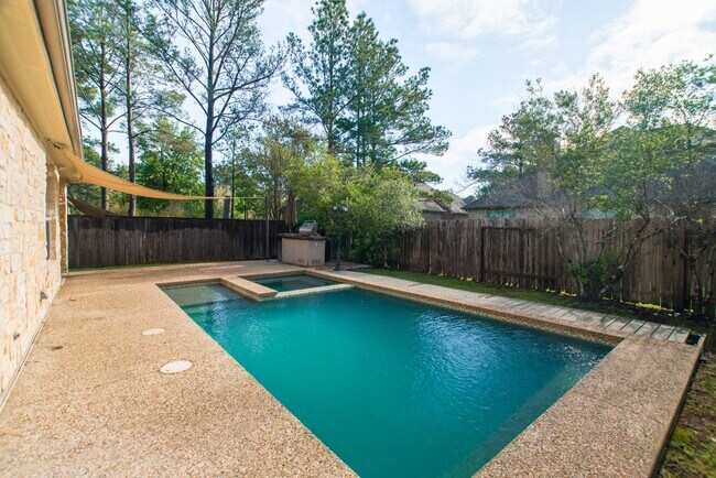 Building Photo - 7 Deer River Cir