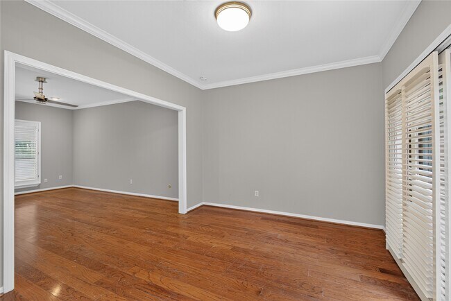 Building Photo - 11711 Memorial Dr