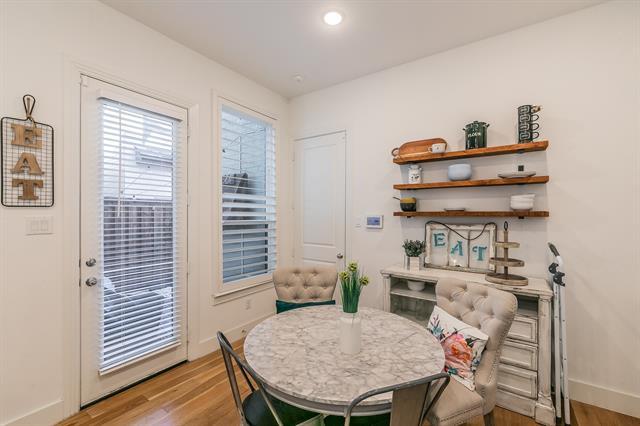 Building Photo - 2425 Longspur Dr