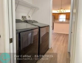 Building Photo - 1440 N Lawnwood Cir