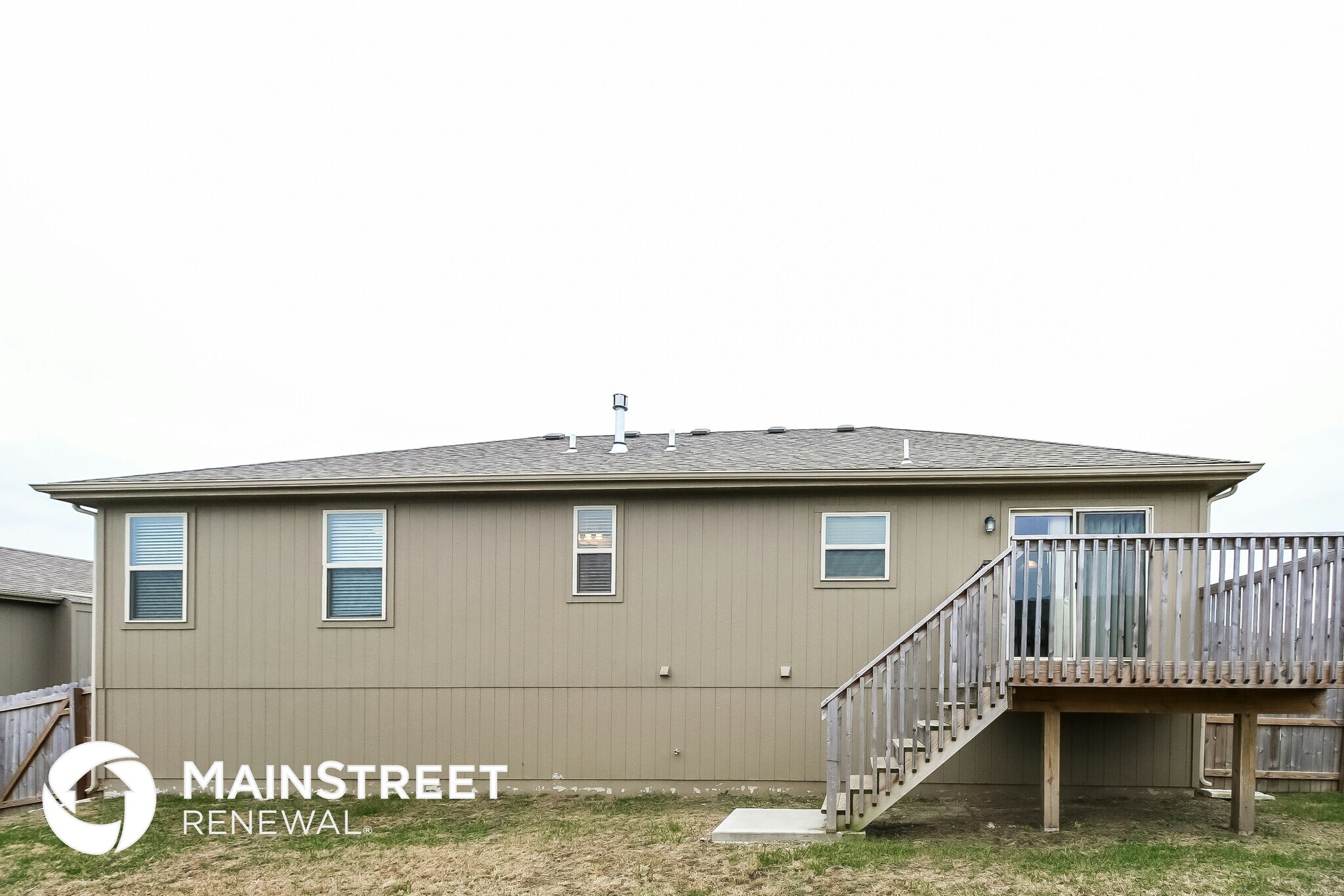 Building Photo - 404 192nd St