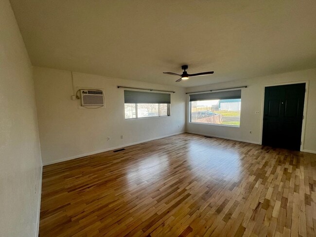 Building Photo - 3-Bedroom Home on Corner Lot with a View!