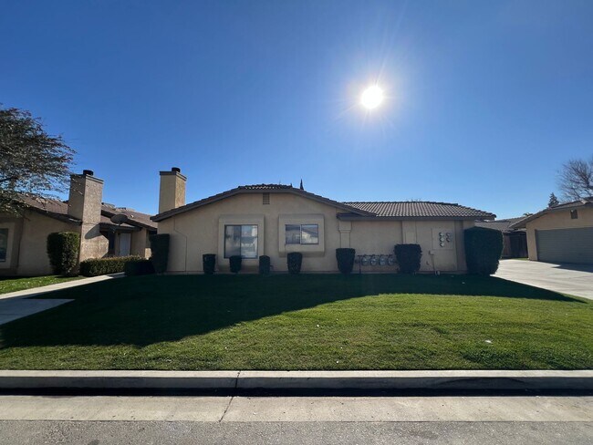Building Photo - 8609 Lyn River Ct