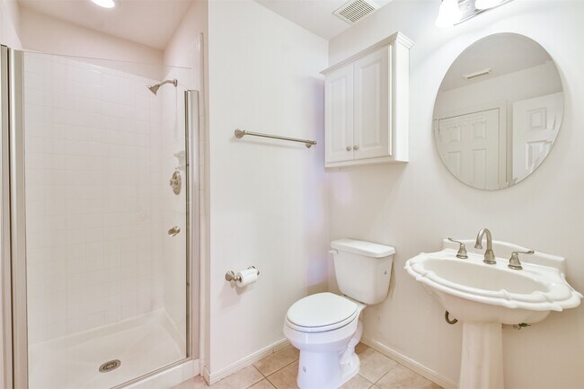 Building Photo - 13006 Peach Meadow Dr