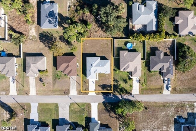 Building Photo - 3513 NE 17th Pl