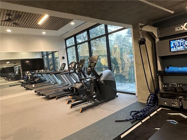 Building Photo - 788 West Marietta St NW