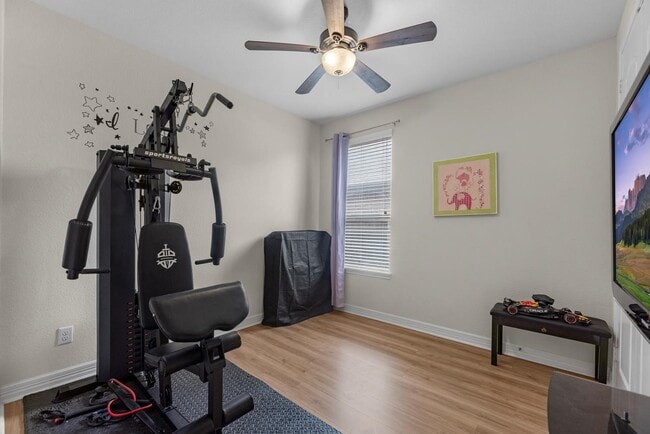 Building Photo - 9714 Sable Canyon Dr