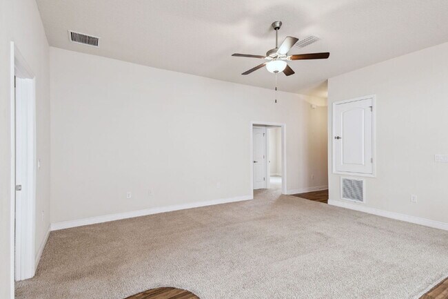 Building Photo - 458 Macon Dr