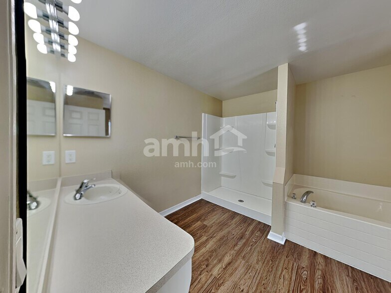 Building Photo - 160 Andalusia Ave NW