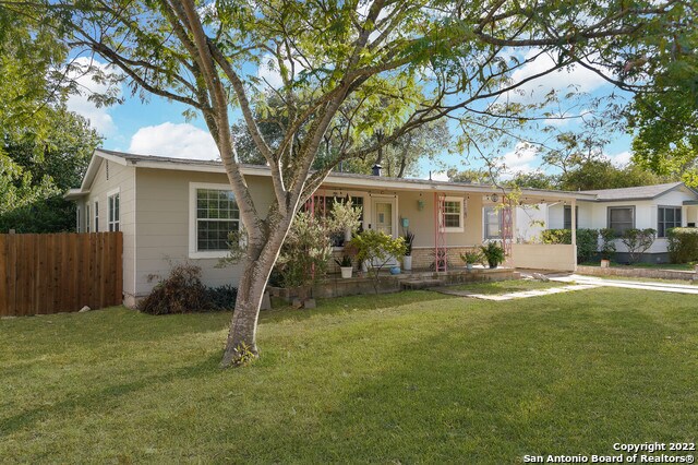 Building Photo - 242 Rosemont Dr