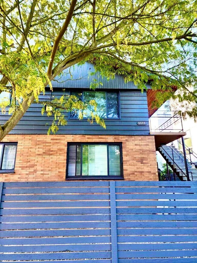 Building Photo - 1111 NW 56th St