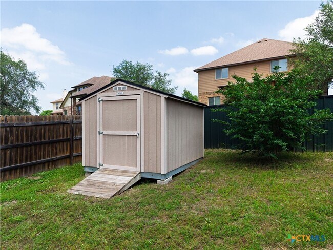 Building Photo - 822 Terra Cotta Ct