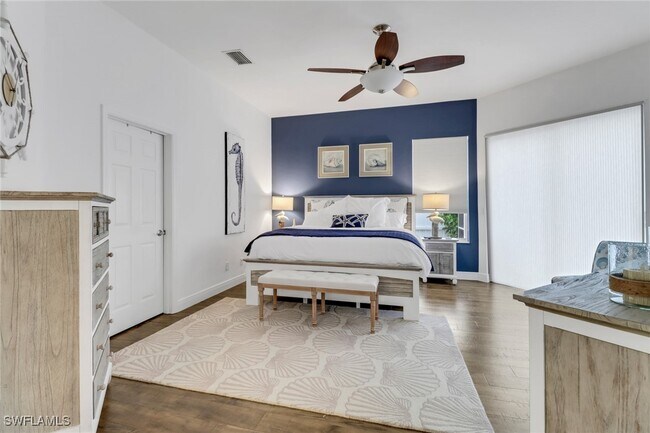 Building Photo - 1106 Jardin Dr