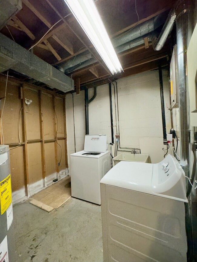 Building Photo - Charming 3 Bedrooms/2 Bathroom in Perry Hall, MD!