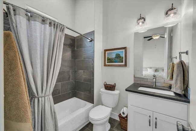Building Photo - Beautiful  home in Entrada!