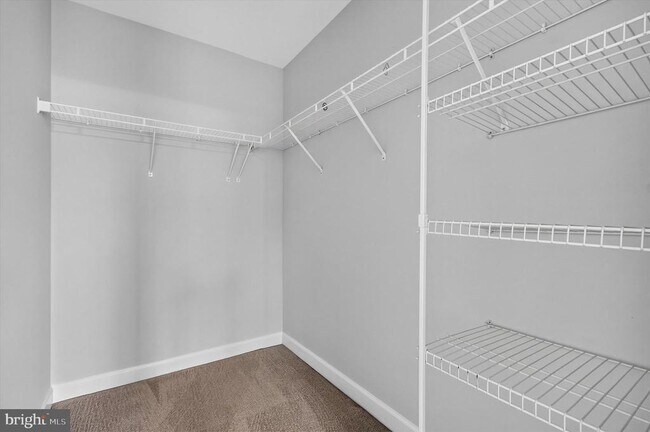 Building Photo - 25670 S Village Dr
