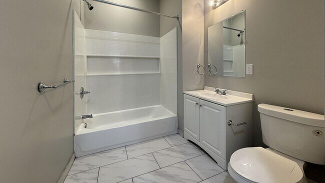 Building Photo - 275 S 56th St