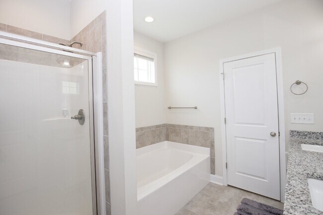 Building Photo - Gorgeous 4 bedroom home in Vass