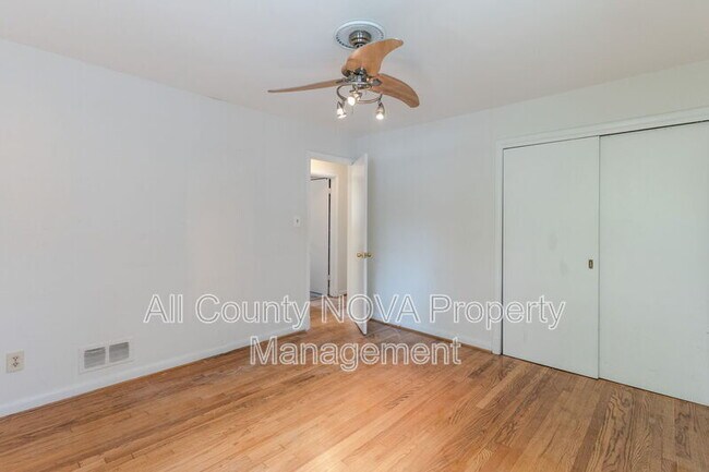 Building Photo - 4141 21st Rd N