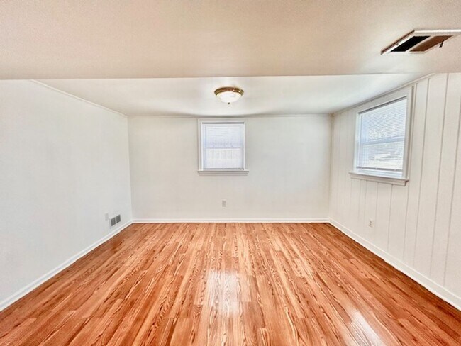 Building Photo - 1010 Kennon Ct