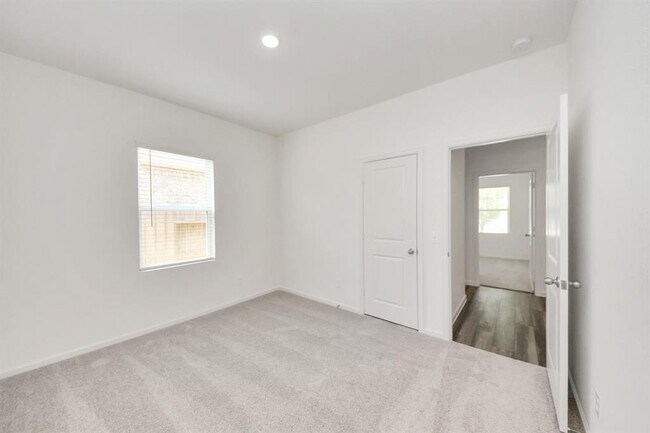 Building Photo - 10306 Malta Terrace Dr