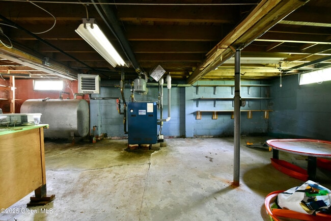 Building Photo - 48 Jenkins Rd