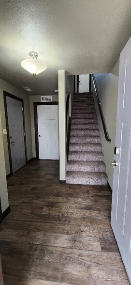 Building Photo - 234 E Residence Pl