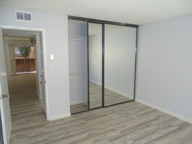 Building Photo - 5403 Newcastle Ave