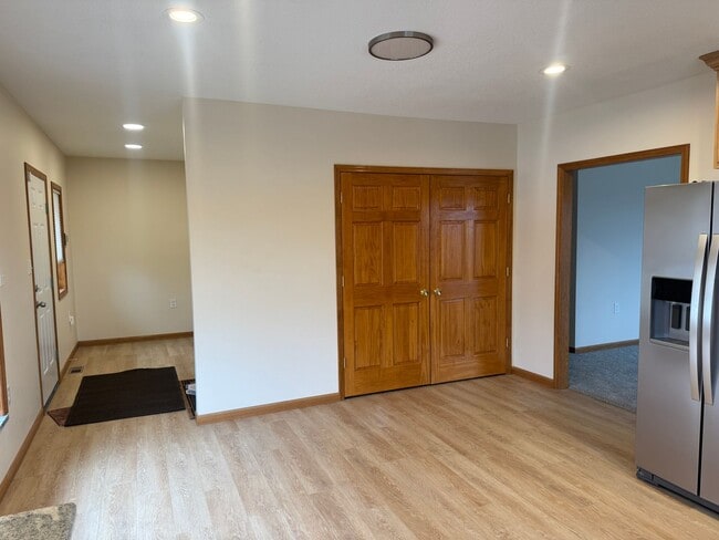 Building Photo - 15805 US-71