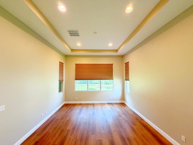 Building Photo - 10973 SW Visconti Way