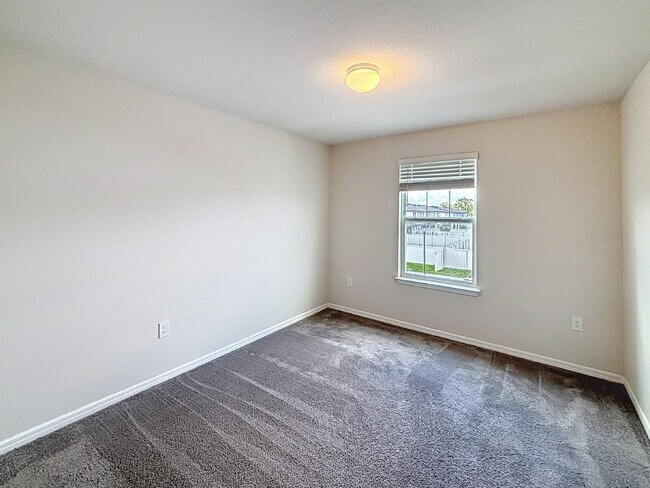 Building Photo - 30561 Gilbern Rd