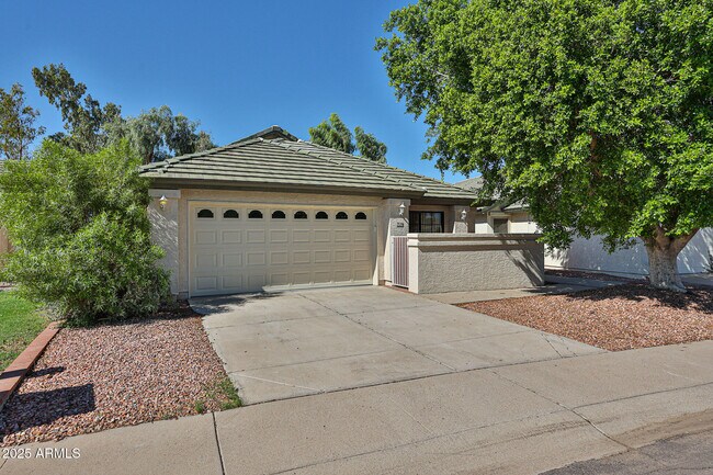 Primary Photo - 7539 W Sequoia Dr