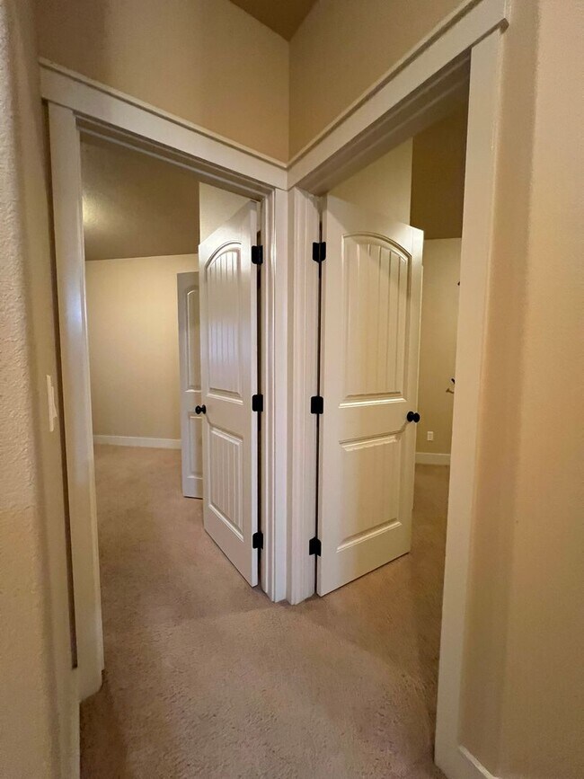Building Photo - Beautiful 3 bed 2 bath home in The Preserv...