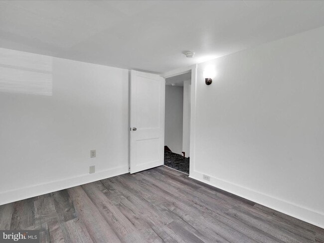 Building Photo - 836 -838 Suedberg Rd