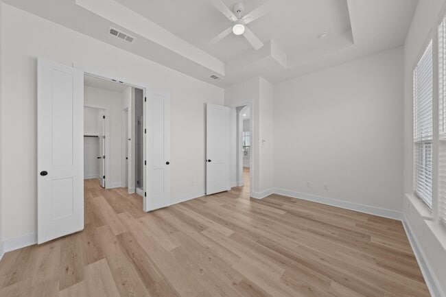Building Photo - 6634 Abode Ave