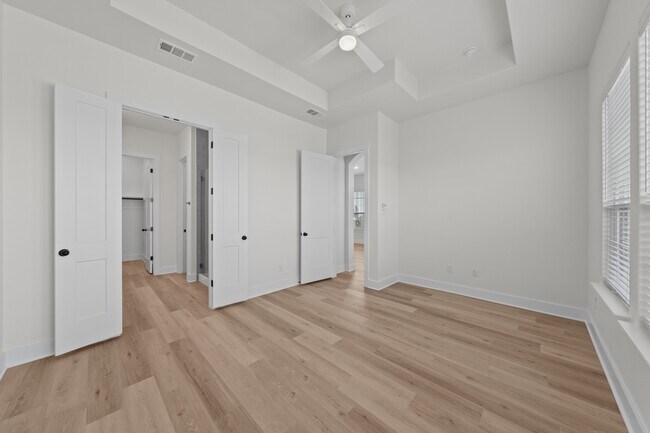 Building Photo - 6712 Abode Ave