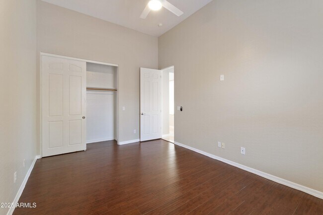 Building Photo - 5416 E Hashknife Rd
