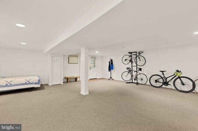 Building Photo - 4012 7th St NW